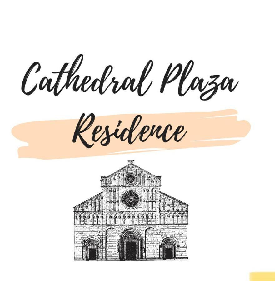 Boutique Cathedral Plaza Residences For Rent Downtown * Bucureşti