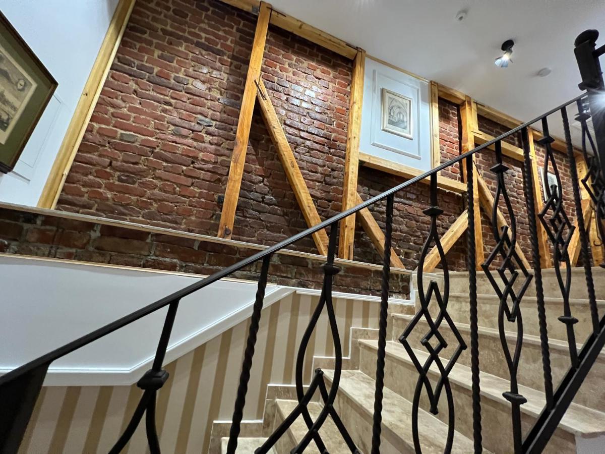 Boutique Cathedral Plaza Residences For Rent Downtown 酒店 *